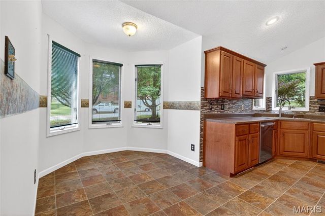 5 Lexington Lane, Washington, MO 63090