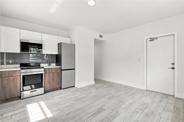 1000 7th Street 10, Miami Beach, FL 33139