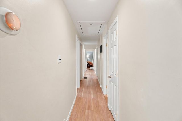 13 Hilltop Dr, Burlington, MA 01803