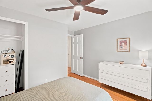13 Hilltop Dr, Burlington, MA 01803