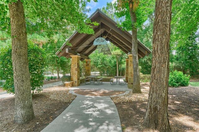 243 Soaring Pines Place, Montgomery, TX 77316