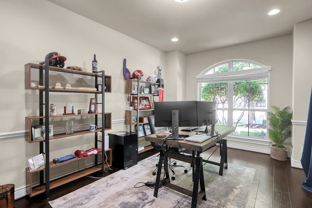 243 Soaring Pines Place, Montgomery, TX 77316