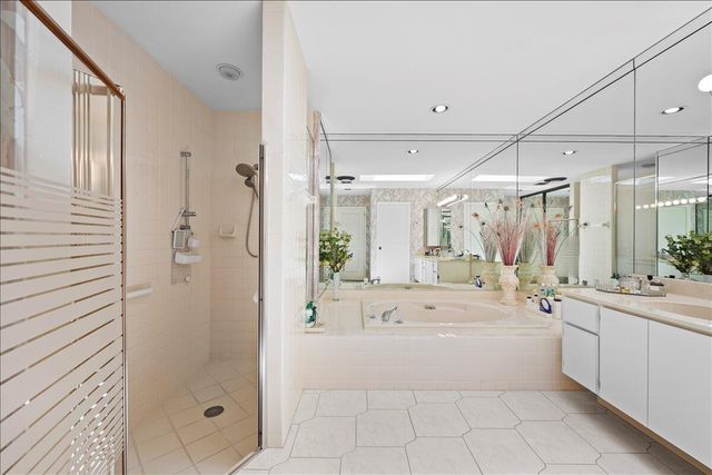 352 River Edge Road, Jupiter, FL 33477