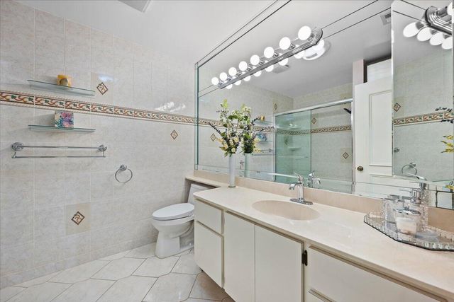 352 River Edge Road, Jupiter, FL 33477