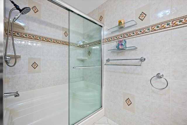 352 River Edge Road, Jupiter, FL 33477