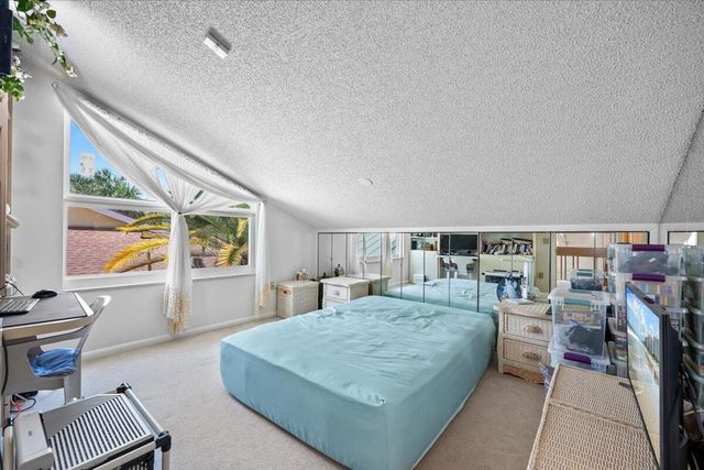 352 River Edge Road, Jupiter, FL 33477