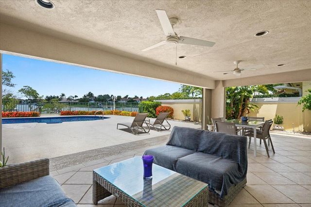 352 River Edge Road, Jupiter, FL 33477