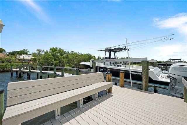 352 River Edge Road, Jupiter, FL 33477