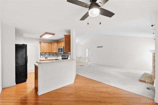 124 Park Ridge Drive, O'fallon, MO 63366