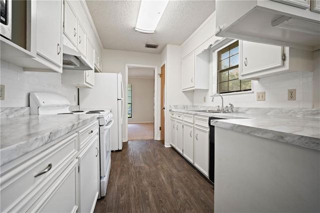 509 Ridgewood Drive, Daphne, AL 36526