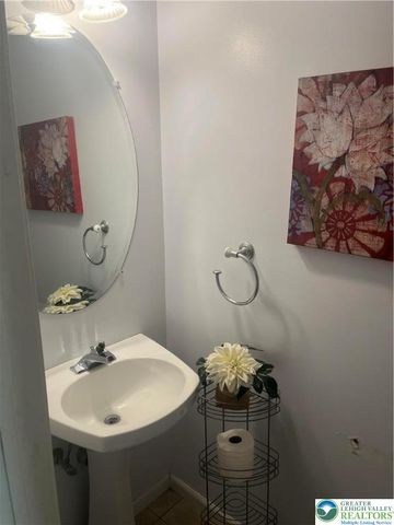 2197 Juniper Drive, North Whitehall Twp, PA 18037