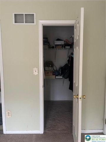 2197 Juniper Drive, North Whitehall Twp, PA 18037