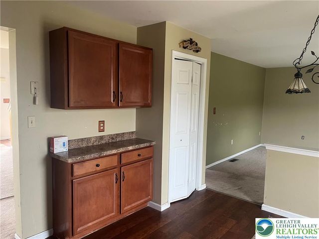 2197 Juniper Drive, North Whitehall Twp, PA 18037