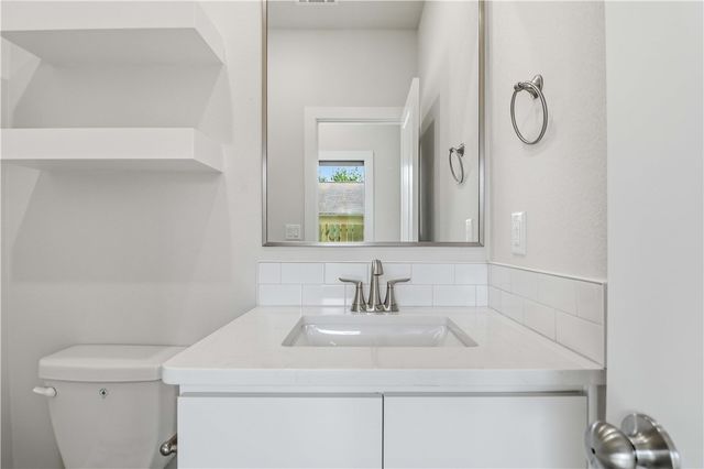 3406 SE K Street 2, Bentonville, AR 72712