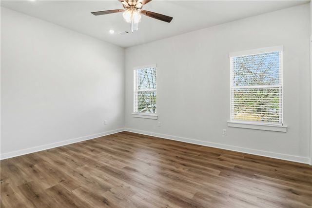 3406 SE K Street 2, Bentonville, AR 72712