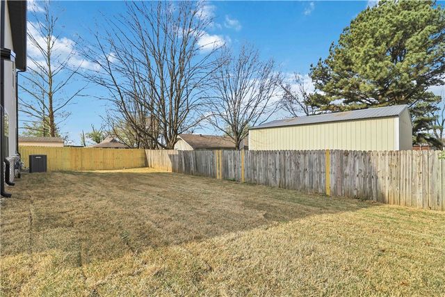 3406 SE K Street 2, Bentonville, AR 72712