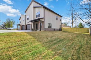 3406 SE K Street 2, Bentonville, AR 72712