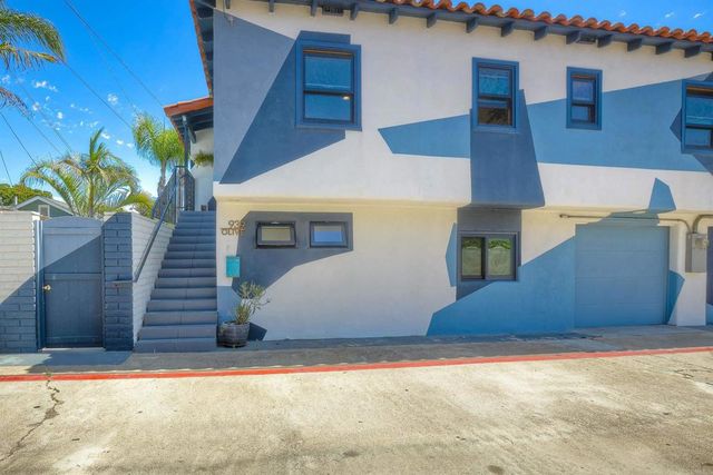 939 Olive Street 2, Coronado, CA 92118