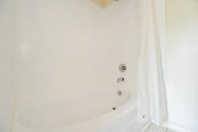 7447 Cambridge Street 71, Houston, TX 77054