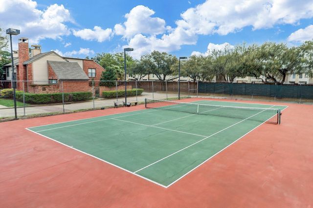 7447 Cambridge Street 71, Houston, TX 77054