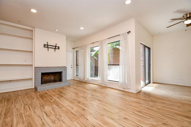 7447 Cambridge Street 71, Houston, TX 77054