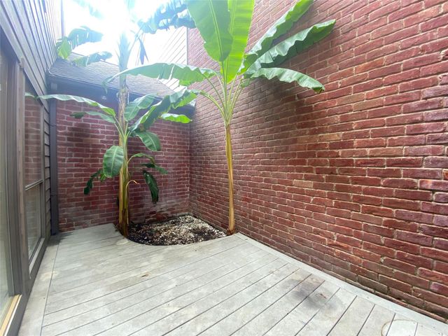 7447 Cambridge Street 71, Houston, TX 77054