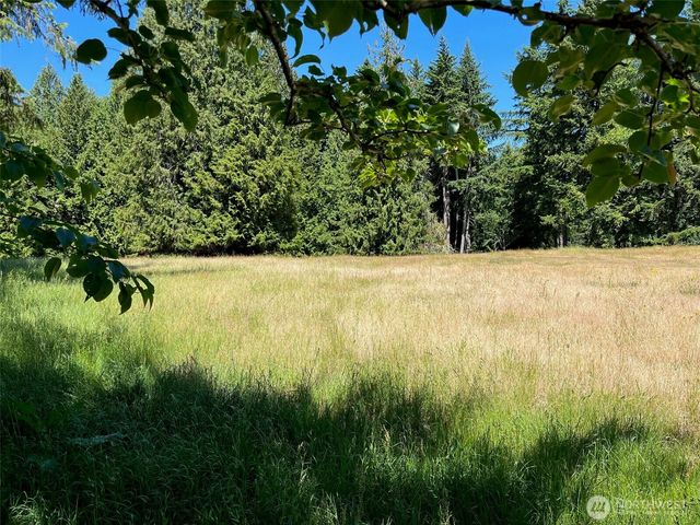 6529 Key Peninsula Hwy NW, Lakebay, WA 98349