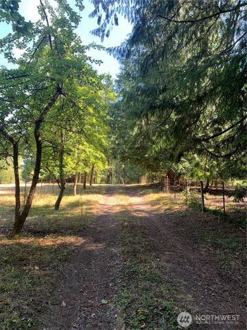 6529 Key Peninsula Hwy NW, Lakebay, WA 98349