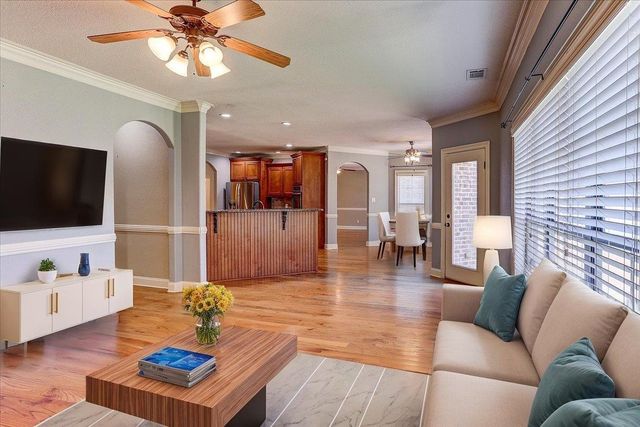 275 MISTY FIELDS CV, Oakland, TN 38060