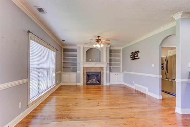 275 MISTY FIELDS CV, Oakland, TN 38060