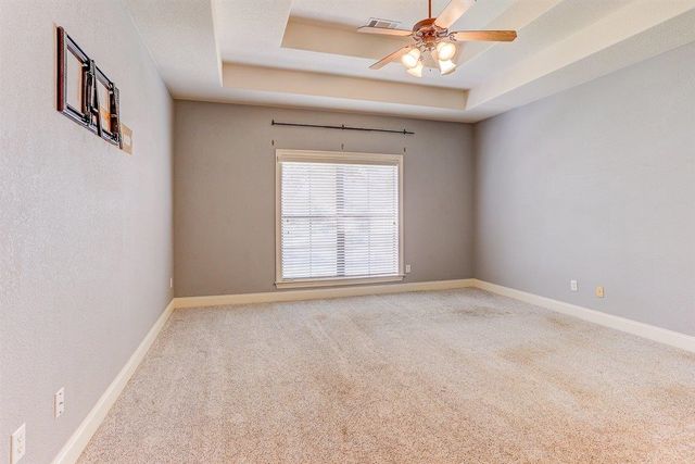 275 MISTY FIELDS CV, Oakland, TN 38060