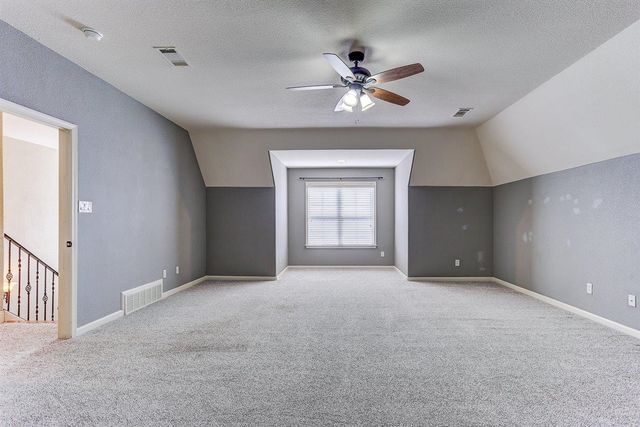 275 MISTY FIELDS CV, Oakland, TN 38060