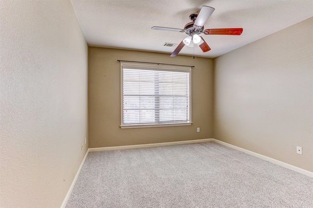 275 MISTY FIELDS CV, Oakland, TN 38060
