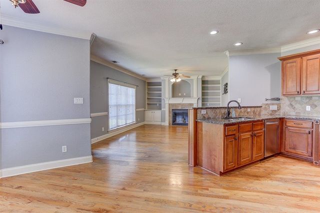 275 MISTY FIELDS CV, Oakland, TN 38060