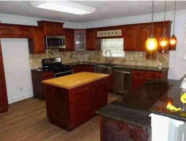 4956 Ringold Drive N, Mobile, AL 36693