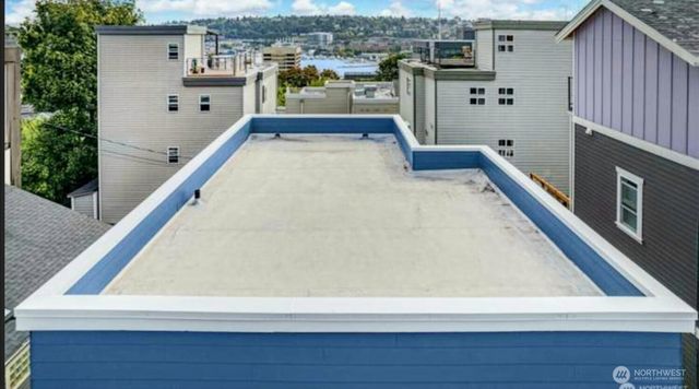 1116 6th Avenue N, Seattle, WA 98109