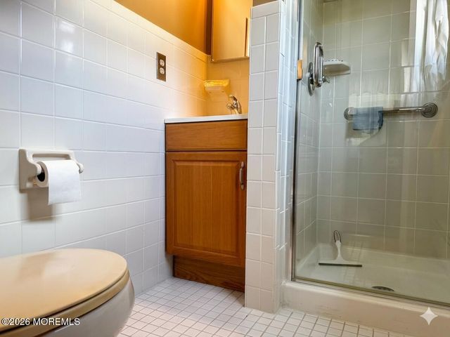 12 Doral Drive, Toms River, NJ 08757