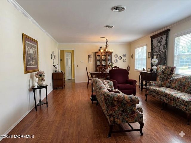 12 Doral Drive, Toms River, NJ 08757