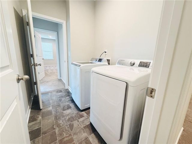607 Michigan Circle, Hoschton, GA 30548