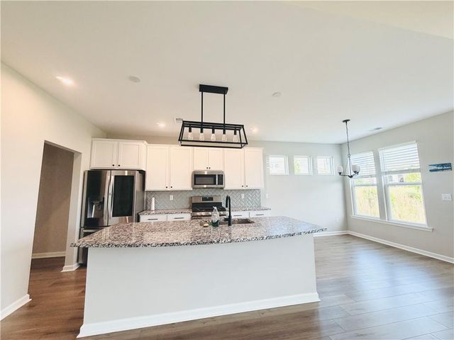 607 Michigan Circle, Hoschton, GA 30548