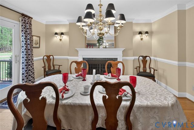 10427 Windam Hill Rd, Glen Allen, VA 23059