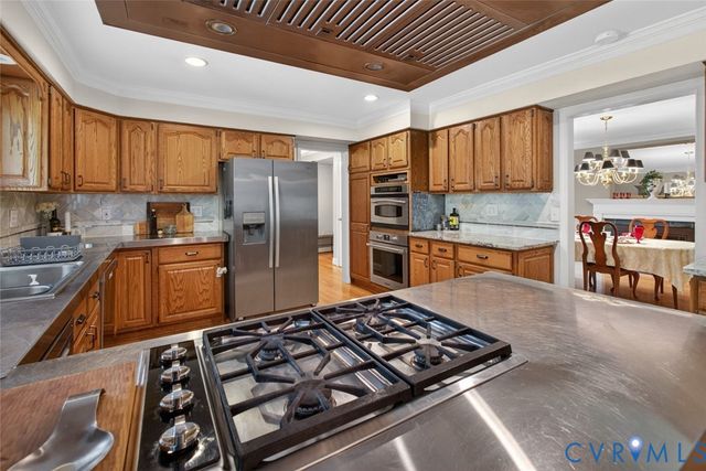10427 Windam Hill Rd, Glen Allen, VA 23059