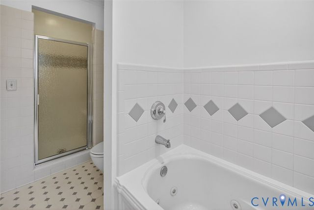 10427 Windam Hill Rd, Glen Allen, VA 23059