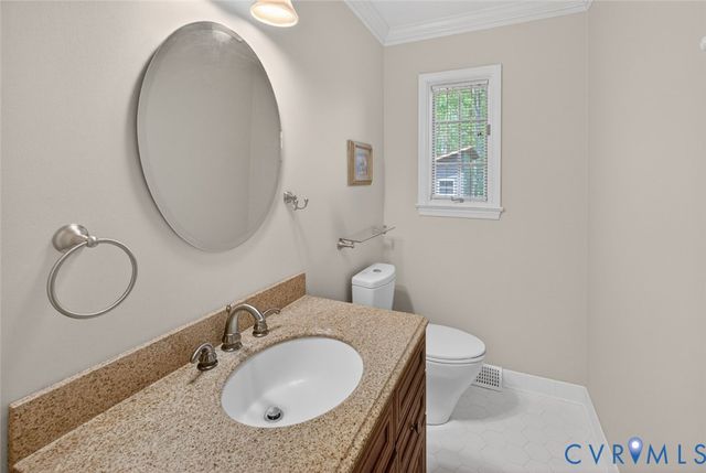 10427 Windam Hill Rd, Glen Allen, VA 23059