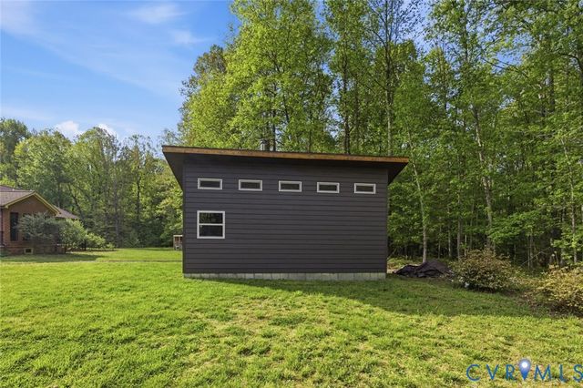 10427 Windam Hill Rd, Glen Allen, VA 23059