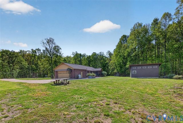 10427 Windam Hill Rd, Glen Allen, VA 23059