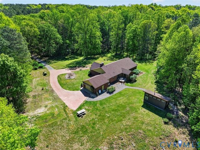10427 Windam Hill Rd, Glen Allen, VA 23059