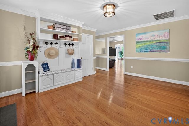 10427 Windam Hill Rd, Glen Allen, VA 23059