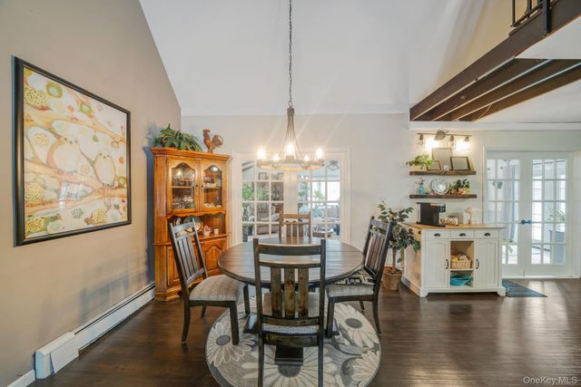 6 Howe Court, Coram, NY 11727