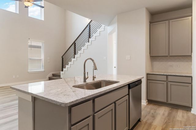 15062 Homing Meadow, San Antonio, TX 78253